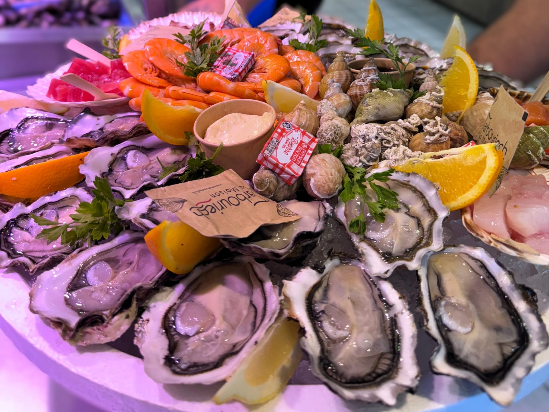 Plateau de coquillage et de poisson cru le Jacques Coeur à Montpellier chez Tarbouriech